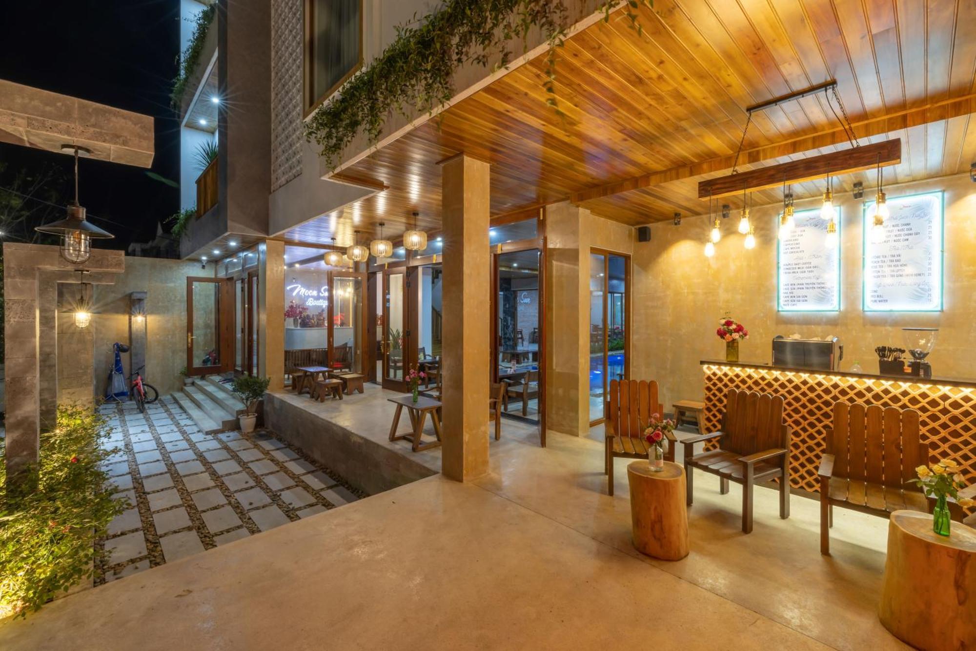 Moon Sun Boutique Villa Hotel Hue Buitenkant foto